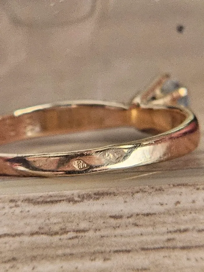 Bague or 18 carats – Taille 53/54 – pierre blanche scintillante - photo numéro 16