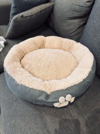 Panier en suédine fourrure 55 de diamètre pour animaux