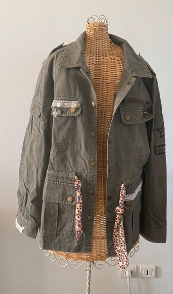 Veste style militaire kaki upcyclé taille 38 cache cache