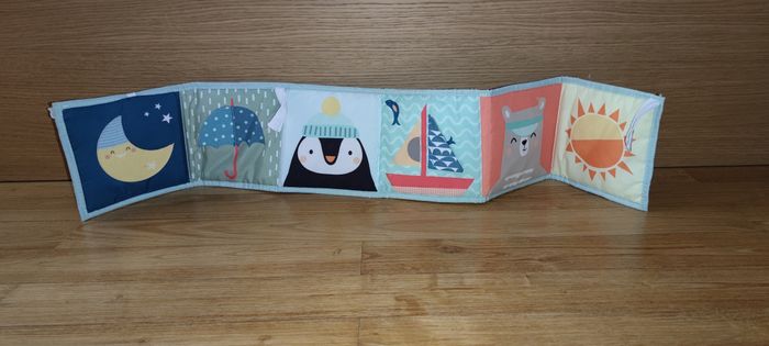 Livre éveil Taf Toys