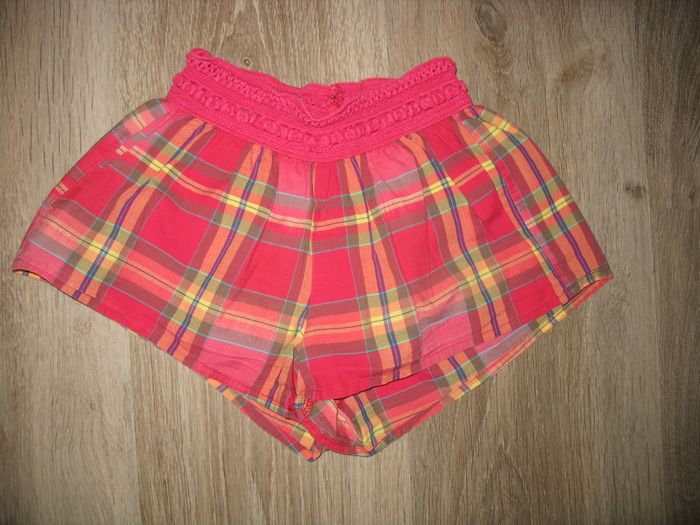 SHORT A CARREAUX ROSE FUCHSIA "UNDIZ" - 8 / 9 ANS - n°01