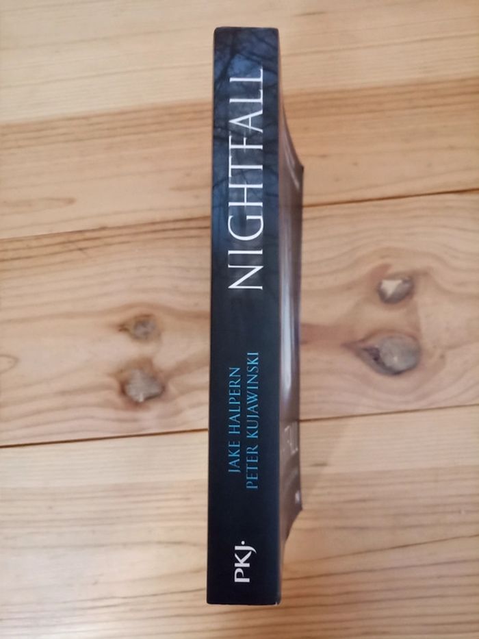 Livre Nightfall - Syfy Jeunesse - photo numéro 3