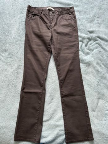 Pantalon foncé élégant