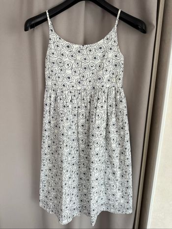 Robe fine bretelles à motifs fleurs Kiabi