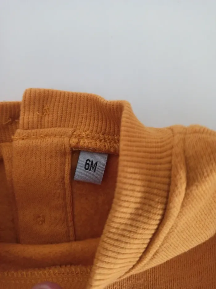 Pull 6 mois - photo numéro 2