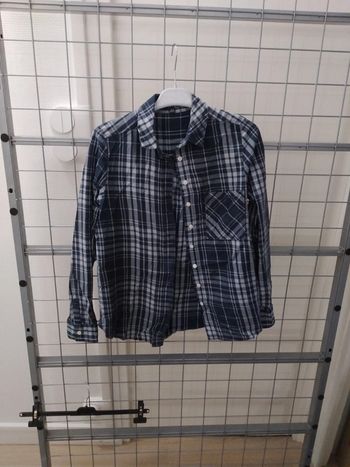 Chemise à carreaux à bouton