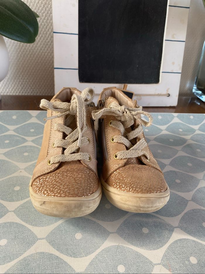 Chaussure fille taille 25 - photo numéro 4