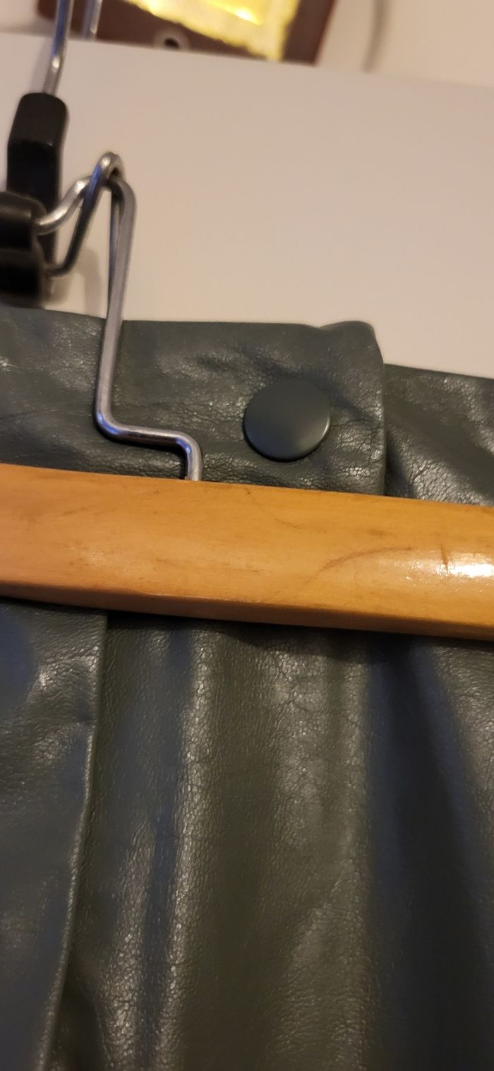 Jupe simili cuir verte bouteille - photo numéro 5