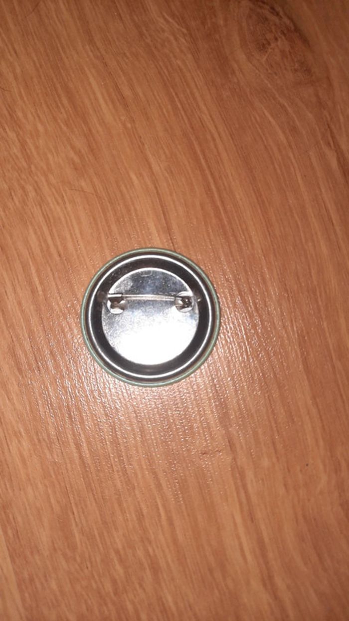 Badge monopoly - photo numéro 2