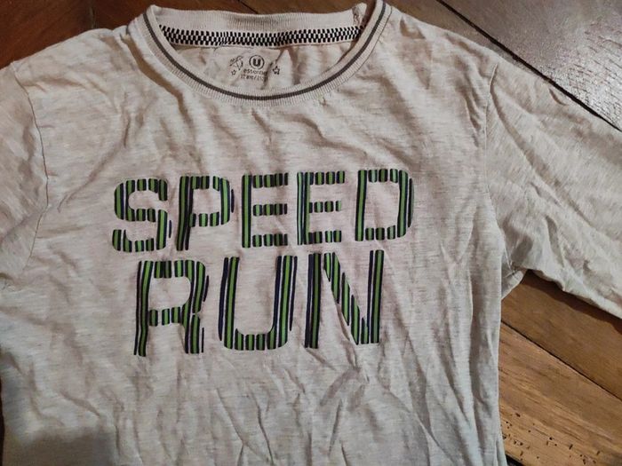 T-shirt manches longues garçon taille 12 ans. - photo numéro 3