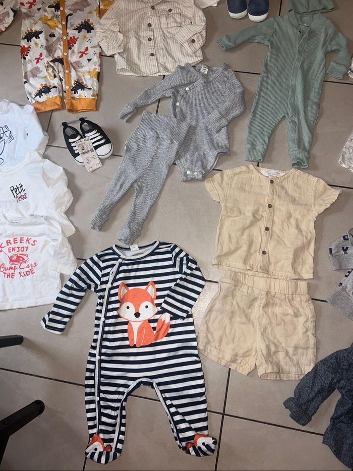 Lot vêtements bébé garçon 3/6 mois - photo numéro 3