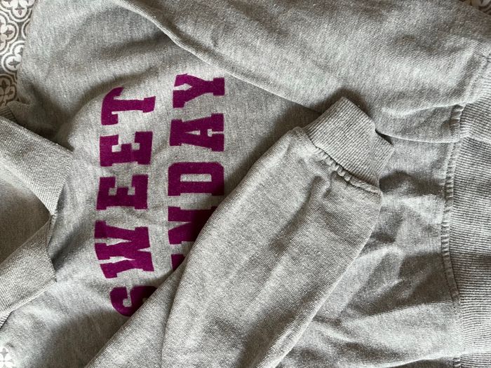 Sweat gris  violet - photo numéro 6