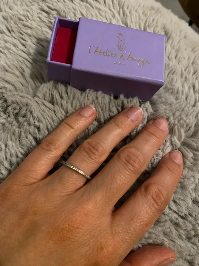 Bague fine alliance argent et zircon - L’Atelier d’Amaya - photo numéro 3