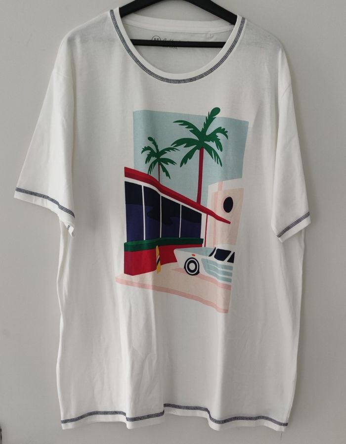 T-shirt manches courtes marque U collection taille XXXL/3XL couleur blanc à motif pour homme
