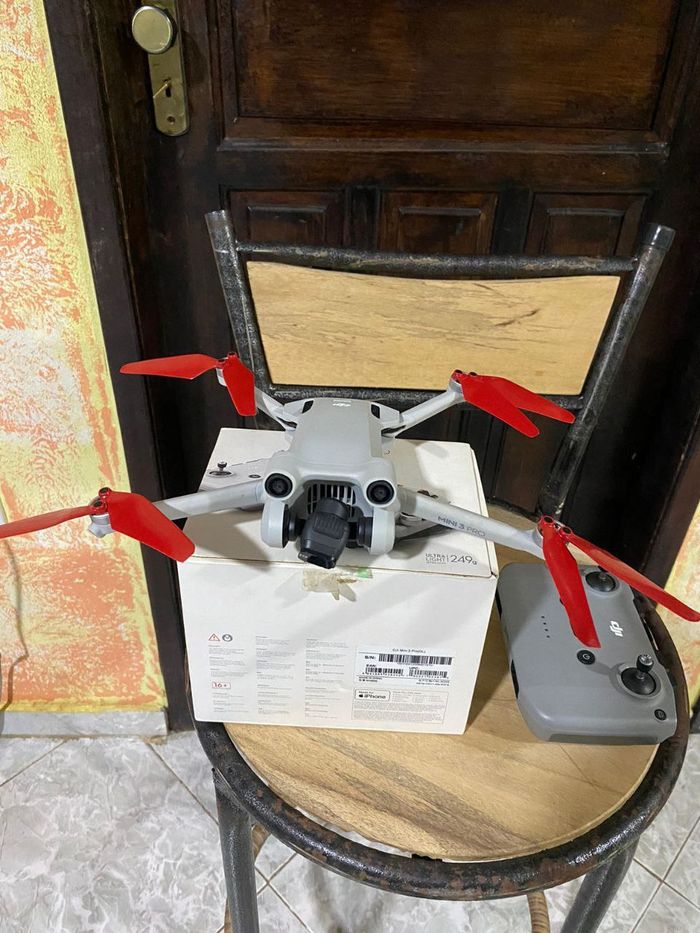 Drone DJI Mini 3 Et Accessoires. - photo numéro 6