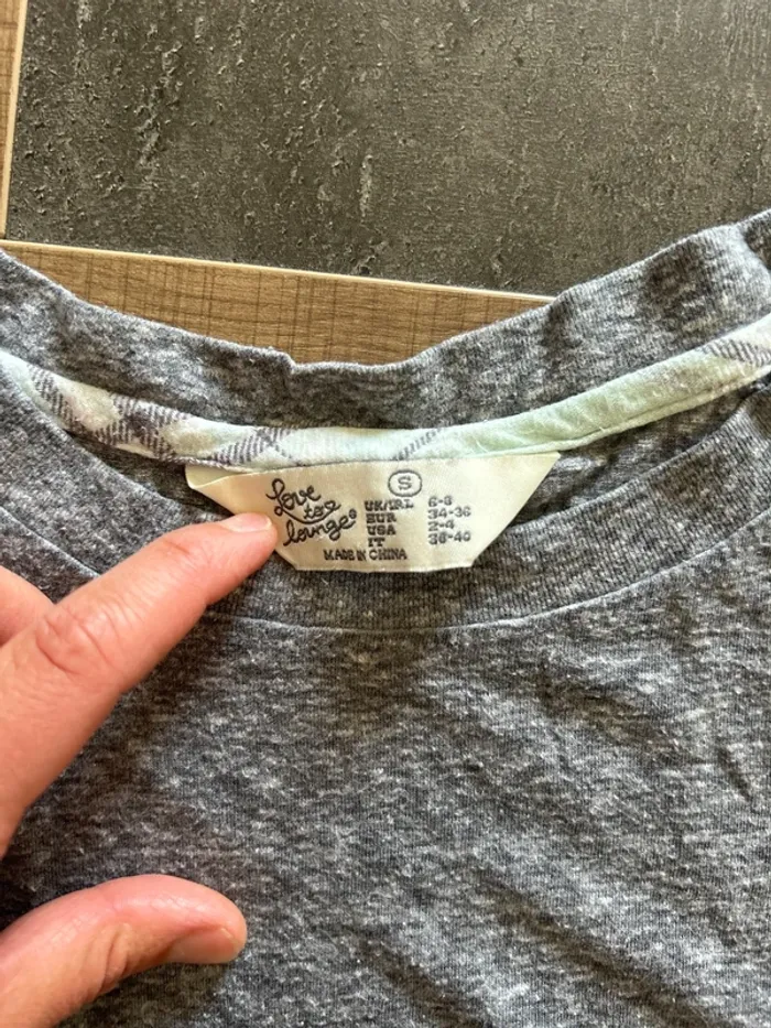 Ensemble de pyjama pantalon et t-shirt femme - photo numéro 4