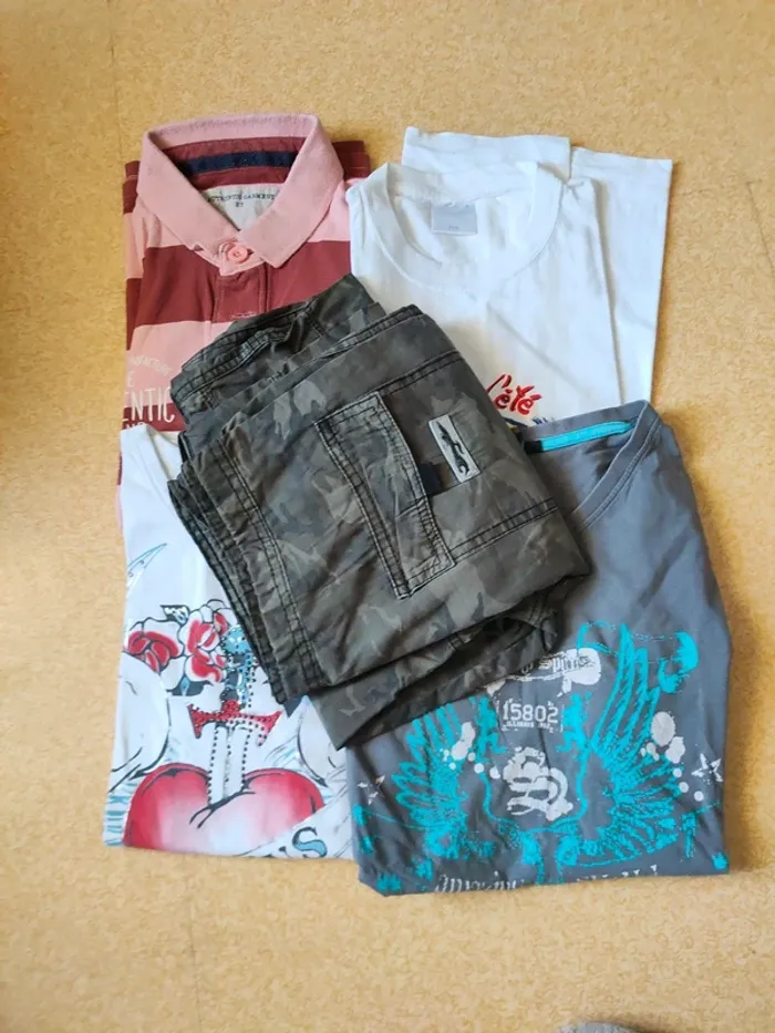 Lot garçon 14 ans Tee shirt et pantalon