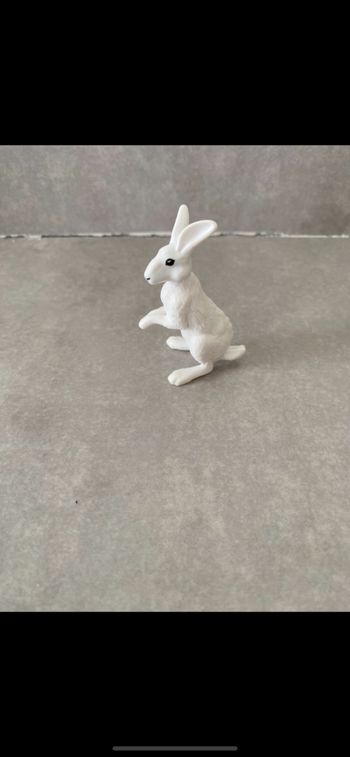 Figurine Lévrier Lapin