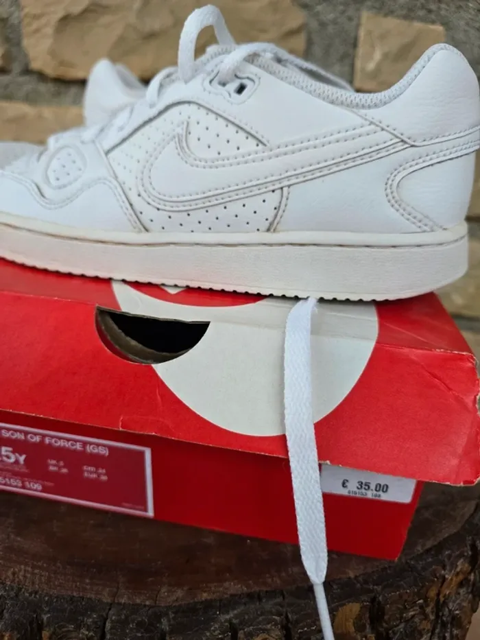 Baskets Nike - photo numéro 2
