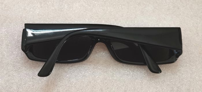 Lunettes de soleil - photo numéro 4