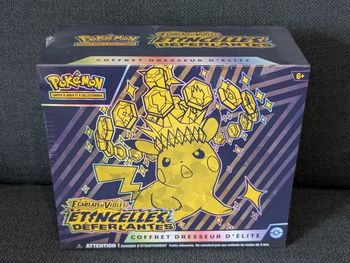 ETB Pokémon Coffret Dresseur d'élite Pikachu Étincelles Déferlantes EV08 Fr