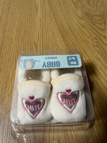 Chausson bébé fille pointure 16/17