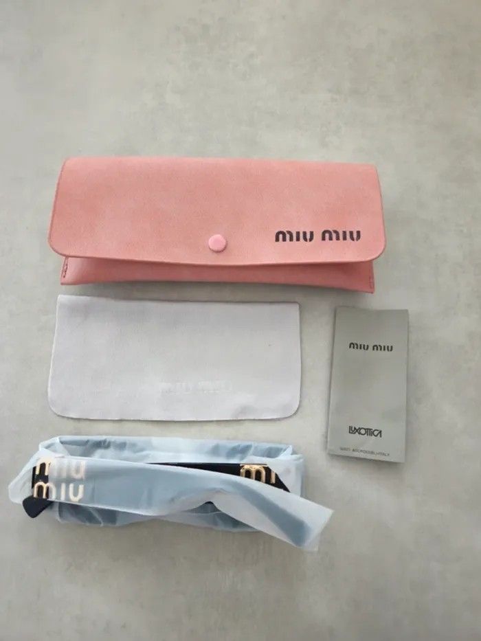 Lunette Miu Miu noire - photo numéro 9