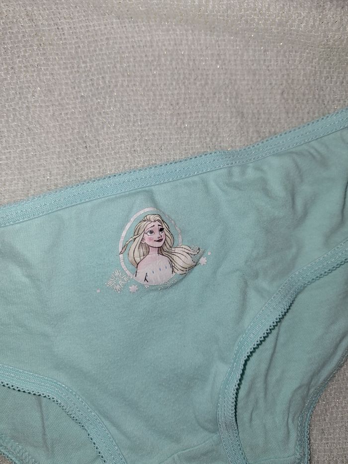 🩲 Lot de 3 petites culottes Reine des Neiges 6/8 ans - photo numéro 3