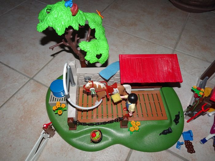 Playmobil Country 70166 Club de poneys avec écurie et box de toilettage - photo numéro 2
