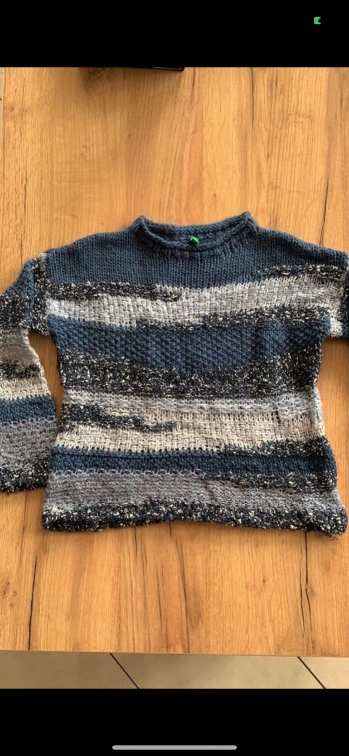 Pull Benetton taille 6 ans