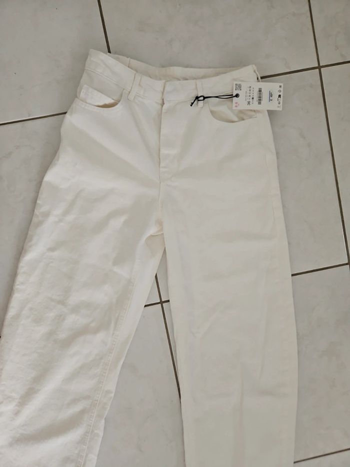 Jean femme blanc zara The ZW taille 36 Neuf cont5 - photo numéro 4