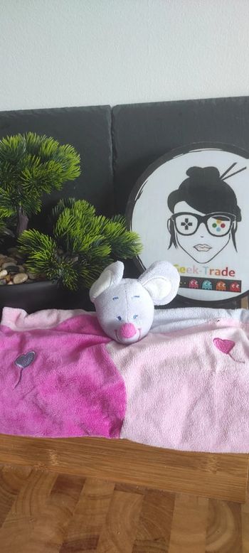 Doudou plat souris doukidou Dou Kidou violet Rose coeur ballon blanc Mauve