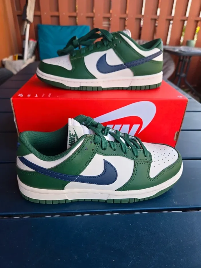 Nike dunk low taille 36 neuves vert bleu creme - photo numéro 2