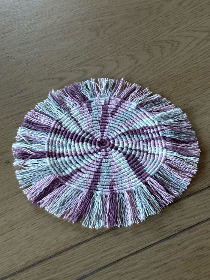 Napperon rond en macramé fait main