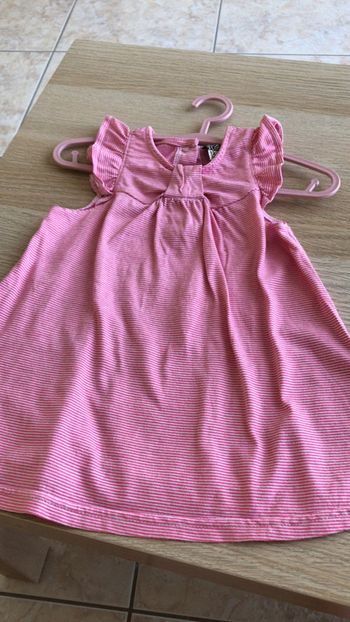 Robe neuve tao 12 mois