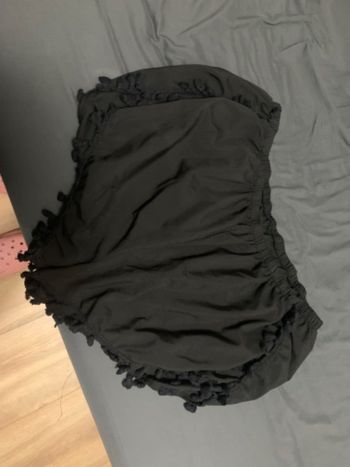 Short avec froufrou