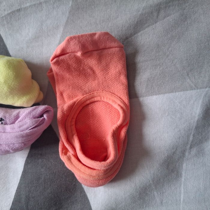 Lot 5 chaussettes invisible colorées pour femme - Taille 36-39 - Neuf - Primark - photo numéro 4