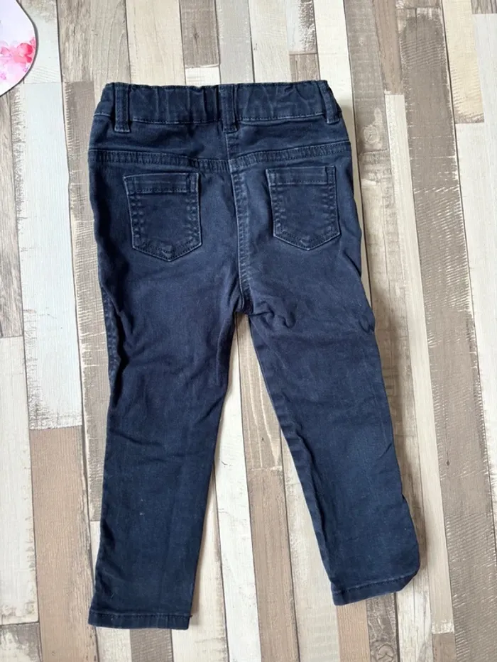 Pantalon fille Kiabi 24 mois – Très bon état, pratique & stylé au quotidien - photo numéro 3