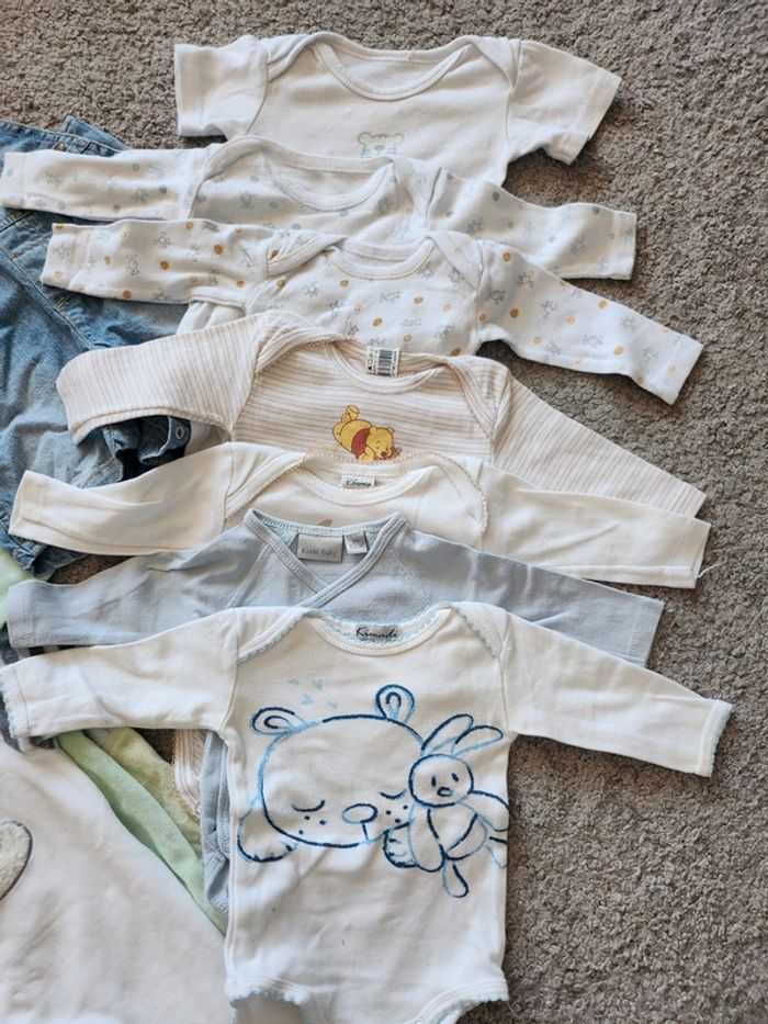 Lot de vêtements garçon 👦  Taille 3 mois - photo numéro 2