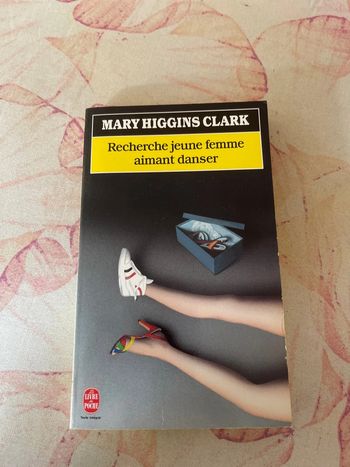 Recherche jeune femme aimant danser