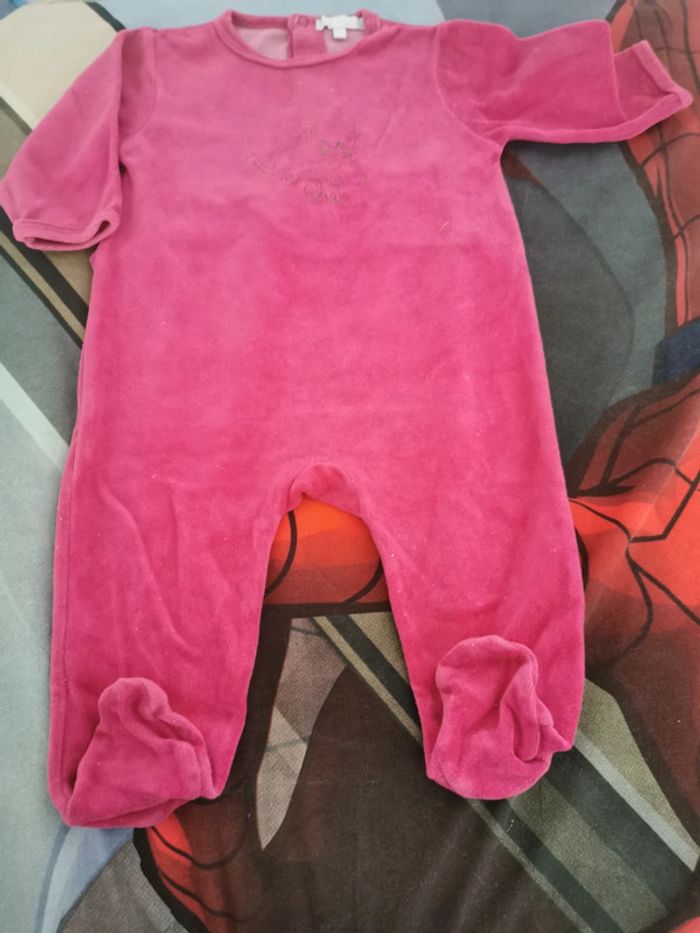 Pyjaman bébé fille.