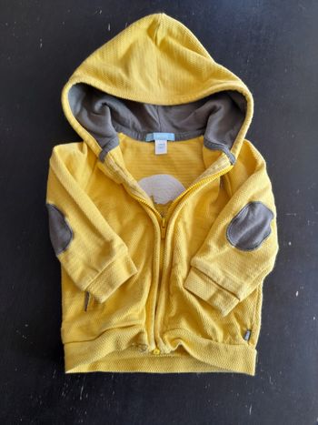 Veste zippée taille 12 mois