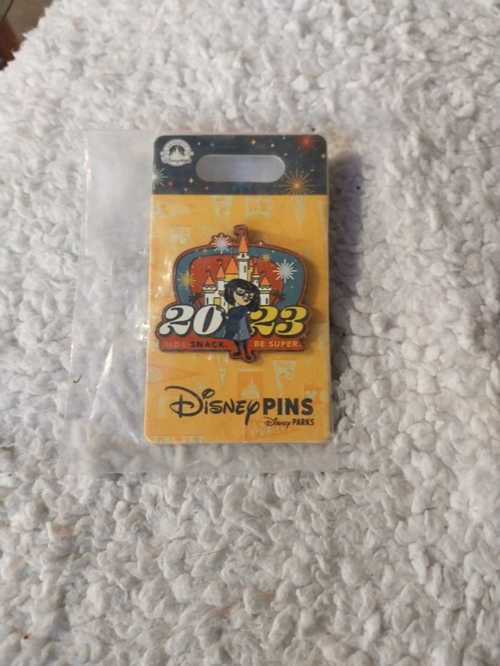 Pins Disney indestructible