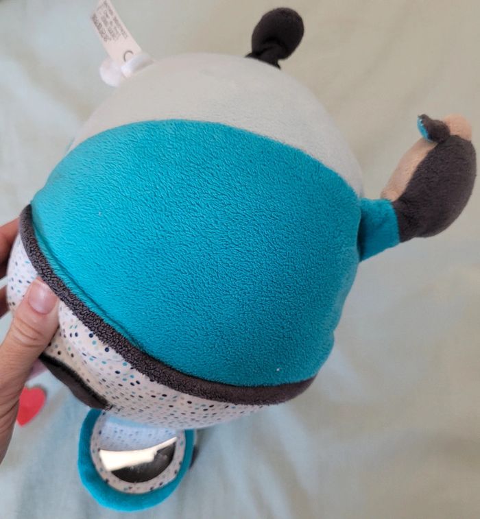 Balle d'activités bébé velours adaptée dès la naissance - photo numéro 4