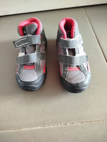 Chaussures de marche enfant Decathlon taille 27