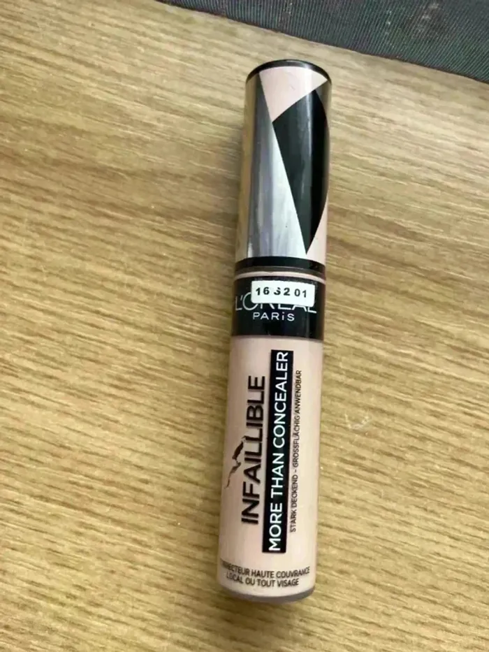 1 correcteur l’oreal neuf