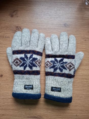 Gants mixtes Thinsulate chauds et confortables en bon état