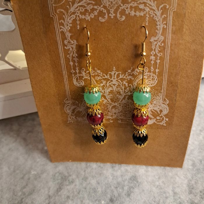 Boucles d'oreilles pendante chic rouge verte noir et doré - photo numéro 7