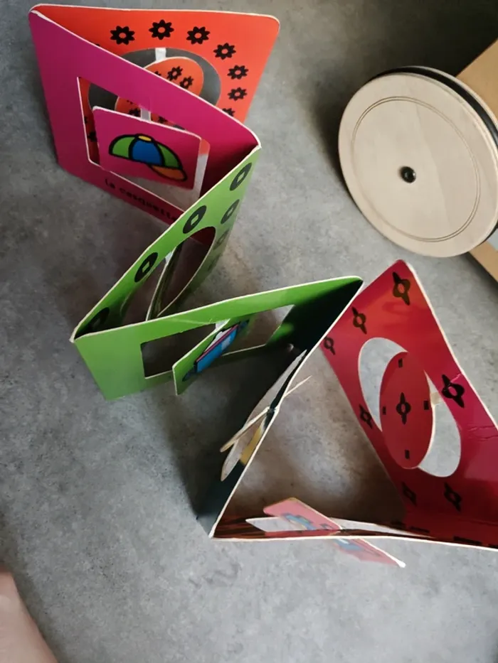 Livre mobile en couleurs de Sunny Kim - photo numéro 6