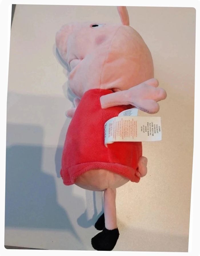 Peluche Peppa Pig - photo numéro 2